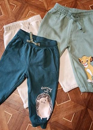 Набор лот из трех утепленных брюк 9-12 мес.,disney, primark, socute