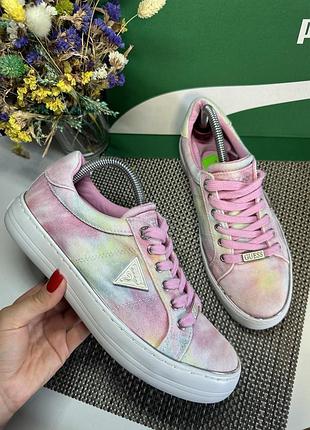 Оригінальні кеди guess