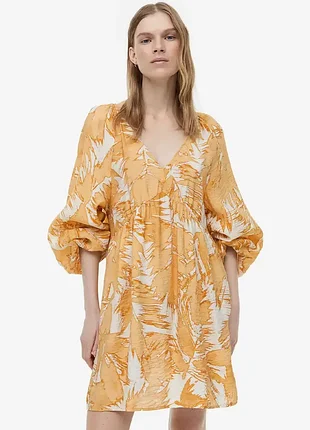 Легка коротка сукня a-силуету h&m (з гірчично-кремовим принтом) розмір s