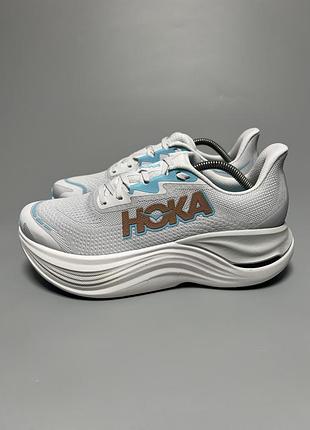 Професійні бігові кросівки з карбоновою пластиною hoka one one skyward x (carbon fiber plate) оригінал 1147912 cyrs