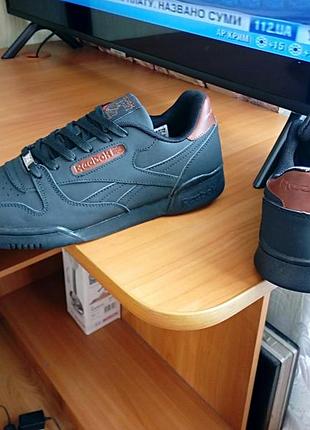 Кросівки чоловічі reebok workout plus шкіряні