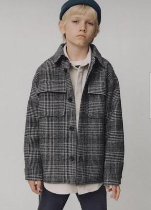 Пальто на парня 6-7роков zara рост 120см утепленное