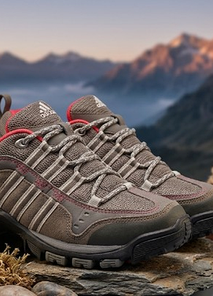 Оригинальные женские трекинговые кроссовки adidas (outdoor / mountain grip) артикул (art no.): g00303, размер 37, стелька 23.5 см, индонезия оригинал