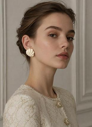 Сережки пусети мушлі, серьги гвоздики, вінтажні сережки в стилі dior, chanel.