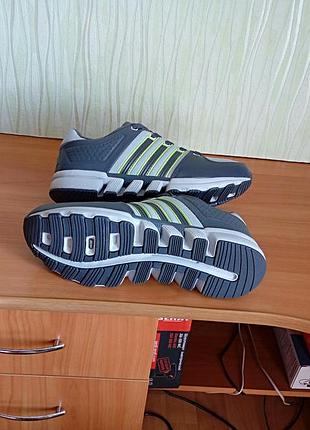 Чоловічі шкіряні кросівки adidas