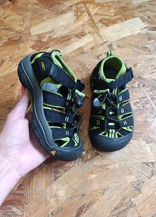 Оригинальные трекинговые сандалии сандалии босоножки keen waterproof