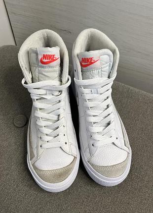 Кросівки nike blazer 4
