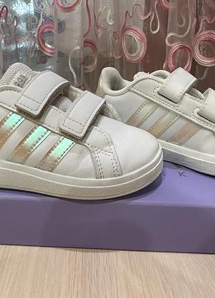 Кросівки дитячі adidas оригінал унісекс