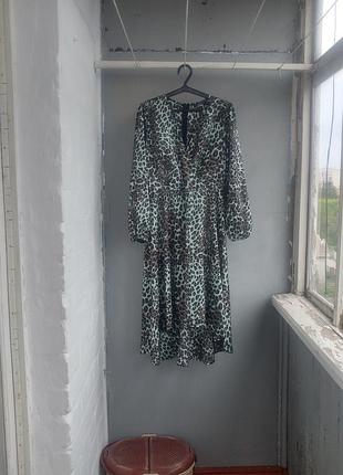 Плаття шикарне стильне