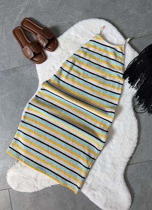 Zara сукні