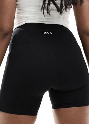 Фірмові спортивні шорти велосипедки tala skinluxe shorts in black