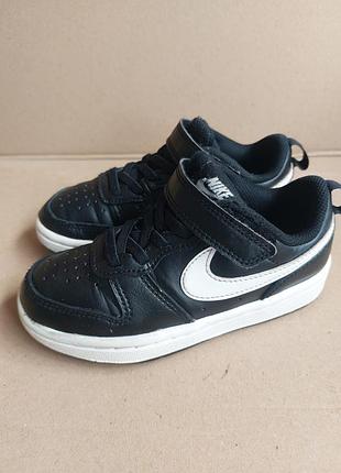 Дітячі оригінальні кросівки nike. шкіряні. розмір 27,6 устілка 18см