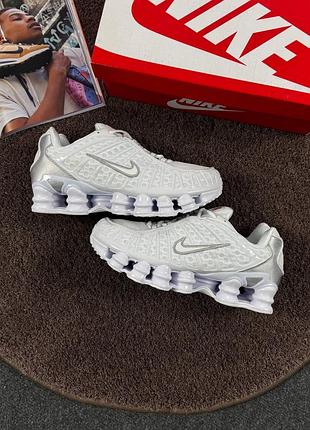 Стильные кроссовки nike shox tl white