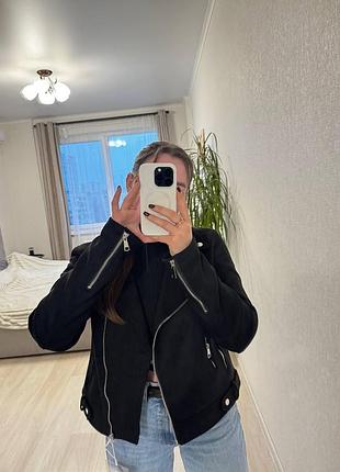 Женская черная косуха из замши на подкладке. xl
