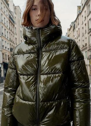 Куртка анорак zara з блискучим ефектом