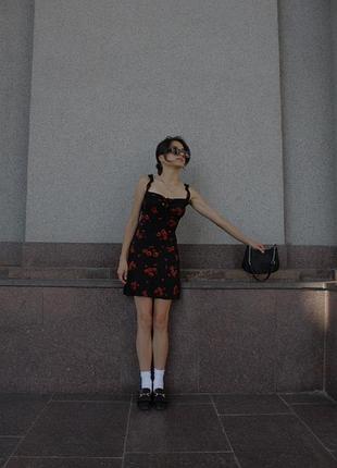 Коротка сукня pretty little thing xs