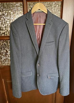 Класичний чоловічий піджак з вовни giordano conti, розм. 52/182