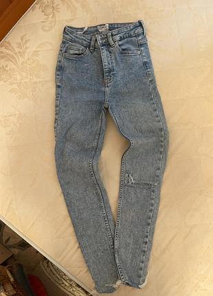 Джинси скіні bershka xs