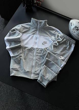 Топове оновлення по суперовим сетам nike🔥😎  костюм: ▫️сезон : весна ▫️матеріал : 2х нитка турецька ▫️розмірний ряд : xs, s, m, l, xl, xxl