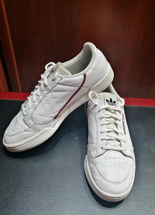 Кроссовки adidas