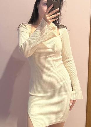 Молочна сукня в рубчик s
