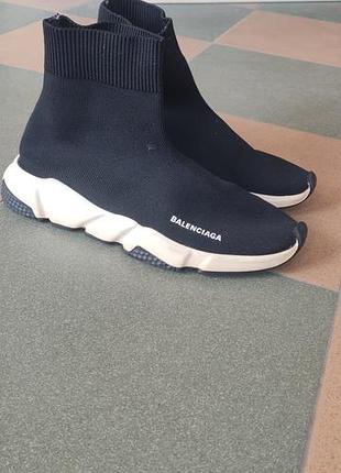 Чорні кросівки balenciaga speed trainer