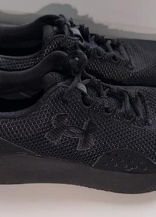 Кроссовки under armour charged surge 4