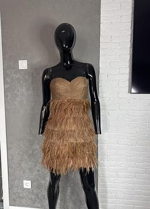 Сукня декорована пірʼям zara, m