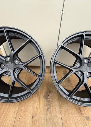 Продам 2 диски jr wheels sl-01 r20 8.5j et38 5×114.3 — нові