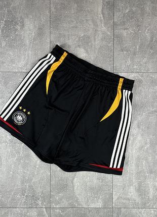 Adidas deutscher шорты