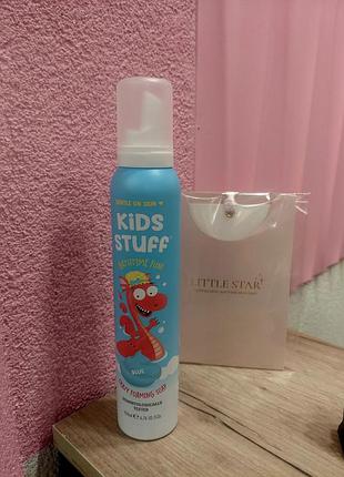Дитяче пінне мило kids stuff crazy foaming soap blue у формі аерозолю.