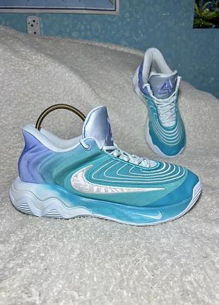 Баскетбольні кросівки nike giannis immortality 43 розмір