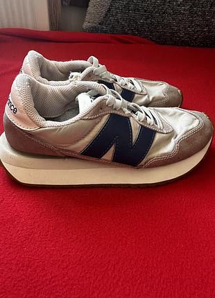 Кросівки new balance 237
