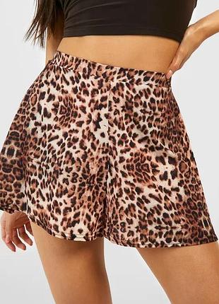 Шортики в леопардовий принт boohoo