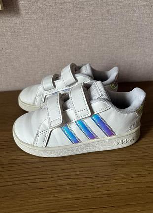 Детячі кросівки adidas ромір 25