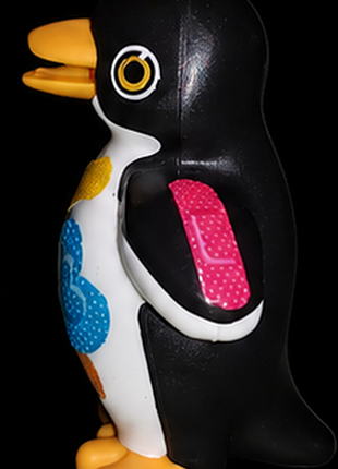 Kinder penguin 4