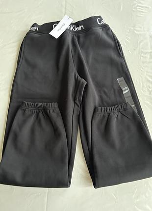 Спортивні штани calvin klein  made in india нові оригінал на флісі  xs 1450