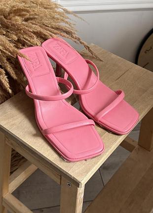 Босоніжки zara, рожеві, розмір 41