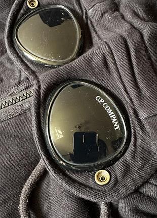 Худи c.p. company 5