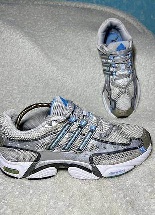 Жіночі кросівки adidas 40 розмір ретро