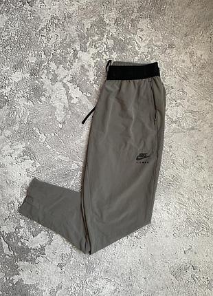 Спортивні штани nike оригінал м розмір чоловічі спортивні штани nike