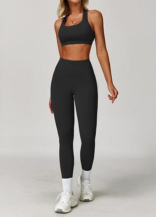 Комплект спортивный s-xl: топ на резинке с чашками + лосины с пуш ап эффектом графитовый набор спорт леггинсы и топик темно-серый 7432-9032 костюм