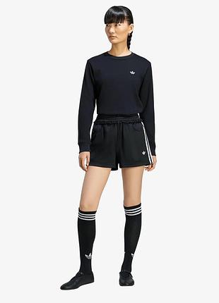 Жіночі шорти adidas originals