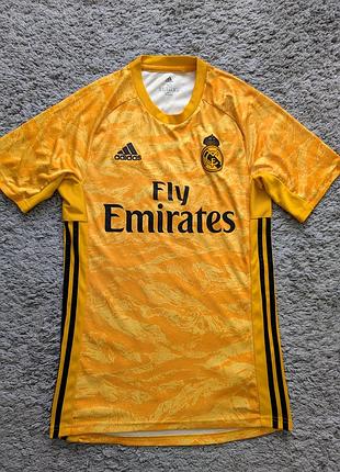 Футболка adidas x real madrid, 19/20, size xs, состояние отличное, меркомомент на последних 2ух фот, подмышки 47 длина 74