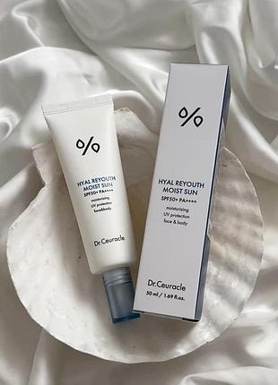 Зволожуючий сонцезахисний крем з гіалуроновою кислотою dr.ceuracle hyal reyouth moist sun spf 50+ / pa++++, 50 мл