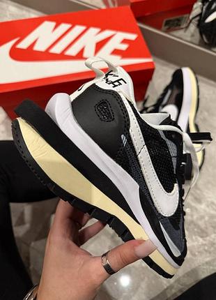 Nike x sacai vaporwaffle black
