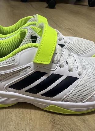 Дитячі кросівки adidas 33 розмір( 20 см) устілка