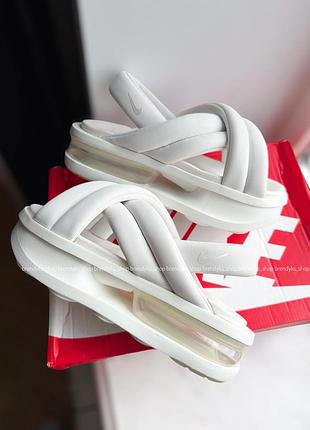 Сандалі nike