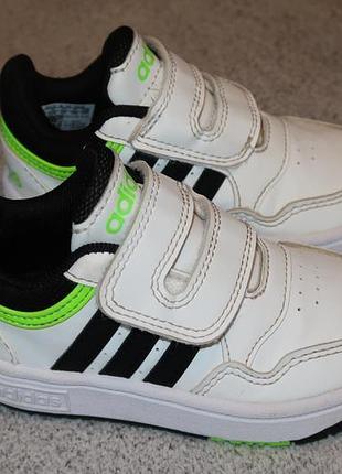 Кроссовки adidas оригинал - 22 размер