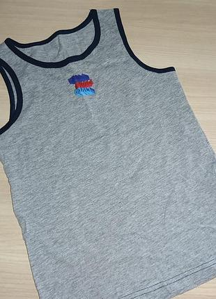 Маєчки для хлопчика . розмір 8-9 років.